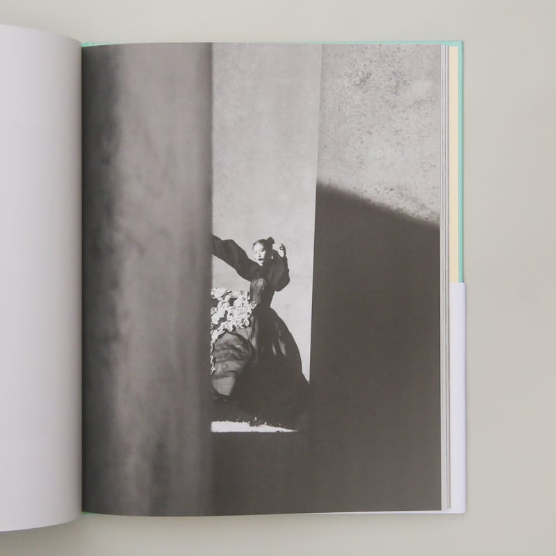 特装版「私が撮りたかった女優展2023」松本穂香 × 三森いこ | ギ