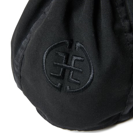 DELUXE x EVISEN PERSONAL EFFECTS BAG Black