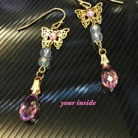 スワロフスキー LT. ローズ 蝶々 天然石ピアス