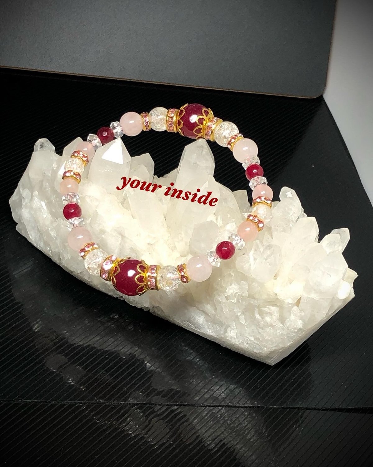 ルビーカラーアゲート デザイン 天然石ブレスレット | 💎 天然石