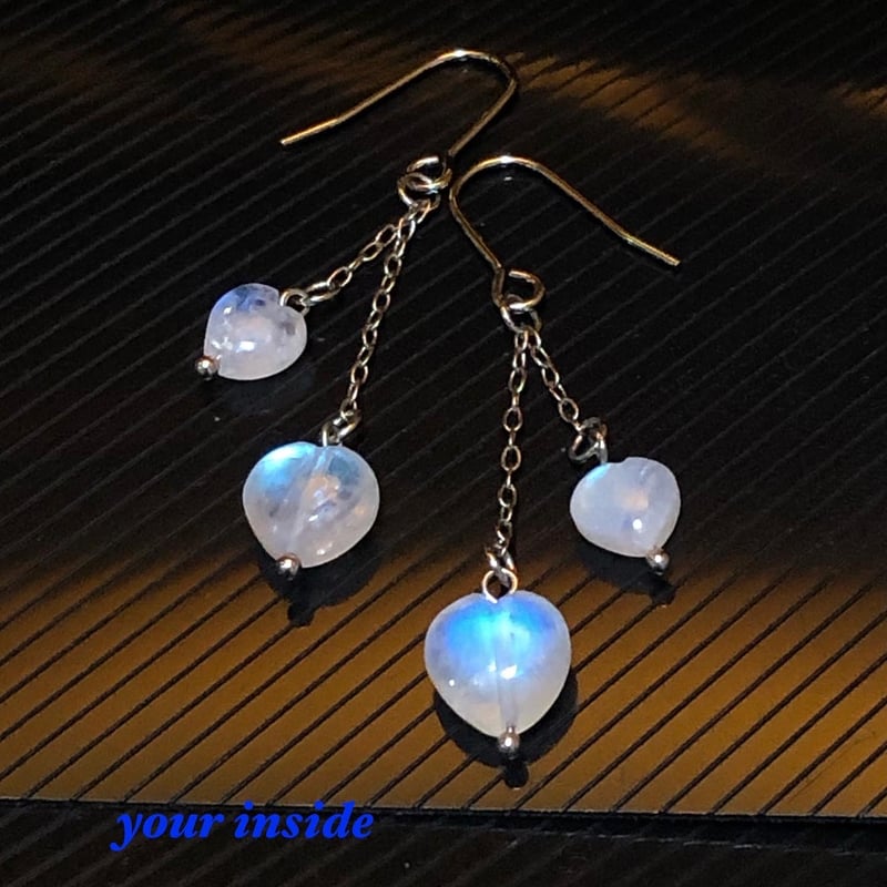 みかづき！天然石 ブルームーンストーン 羽ピアス 14kgf みかづき様専用！天然石 ブルームーンストーン 羽ピアス 14kgf