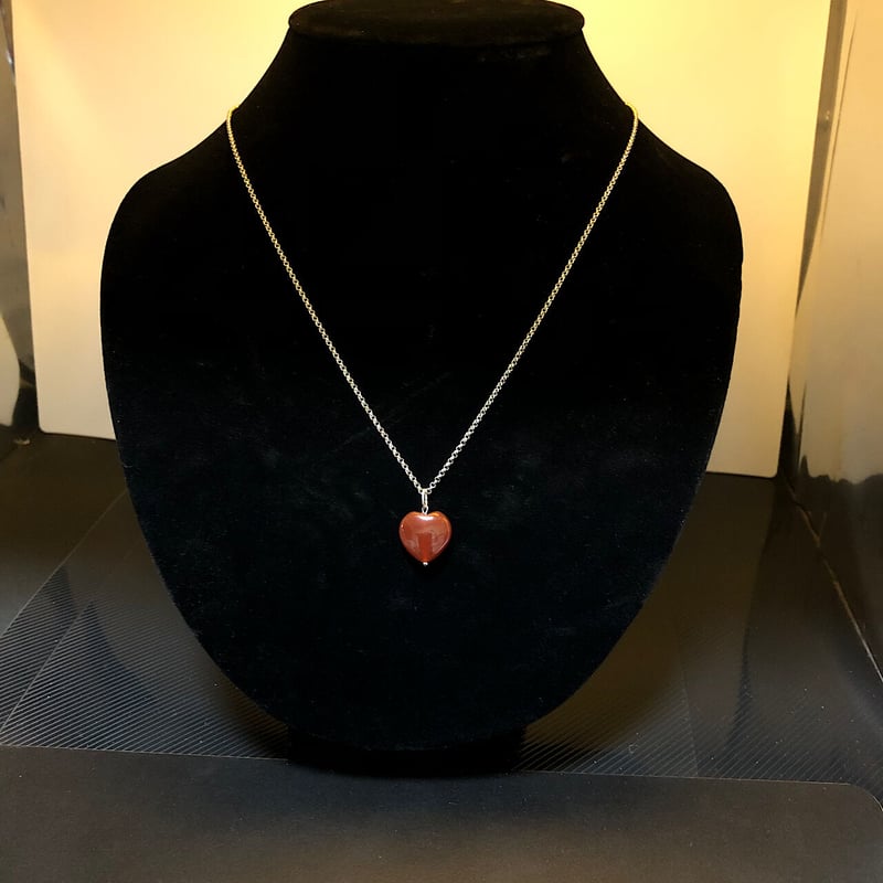 レッドアゲート ハート型 天然石ネックレス | 💎 天然石アクセサリー
