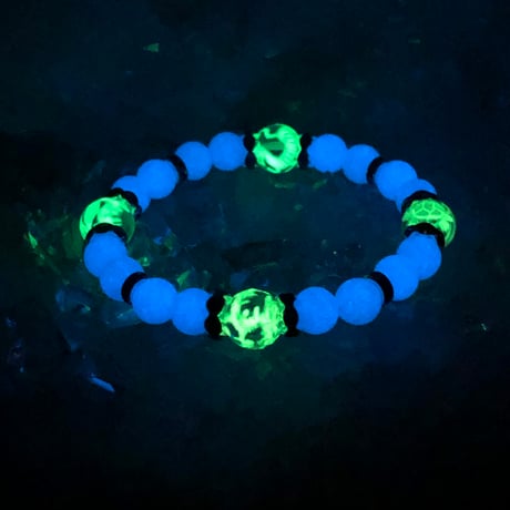 四神獣 夜光彫り 水晶 ルミナスストーン 天然石ブレスレット