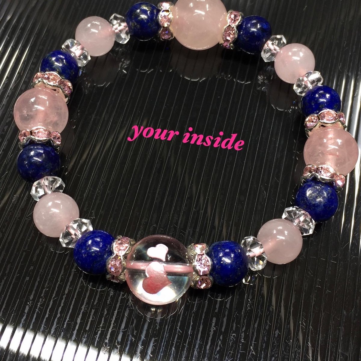 ラピスラズリ ピンク彫りハート柄水晶 天然石ブレスレット | 💎 天然石