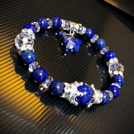 ラピスラズリ 天然石 64面カット水晶  約10㎜ 蝶々ブレスレット