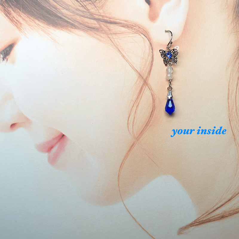 スワロフスキー マジェスティックブルー 天然石 蝶々ピアス