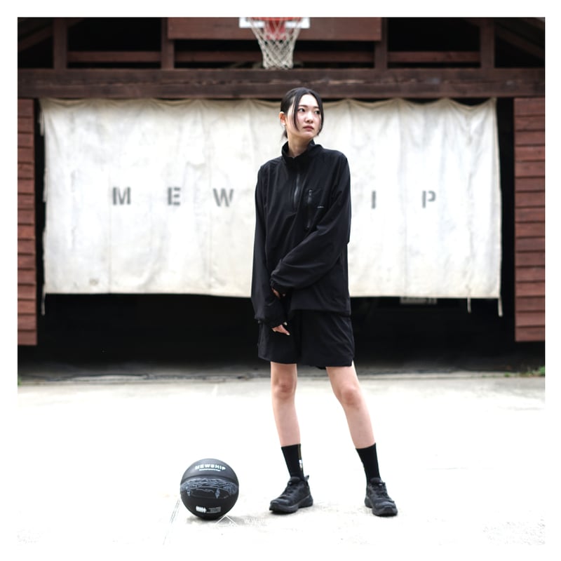 MEWSHIP LOGO half zip ジャケット 024 2 COLOR | バスケショ