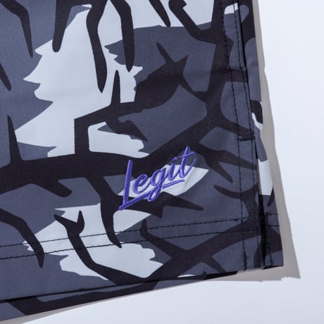 Legit　バスパン　CAMOUFLAGE　WOODLAND/SNOW　XLのみ