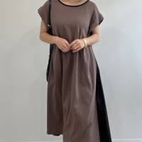 異素材ドッキングワンピース