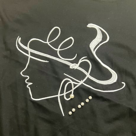 アートレディTシャツ
