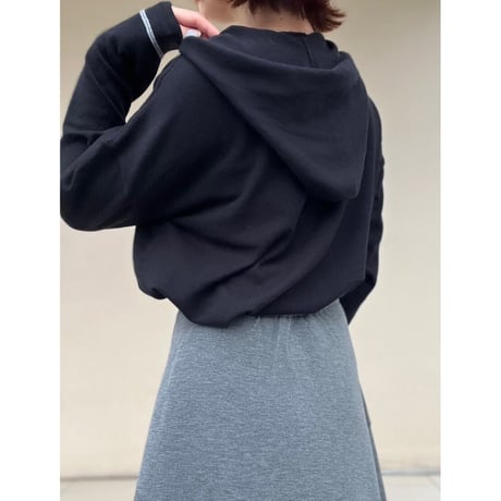 ロゴニットパーカー
