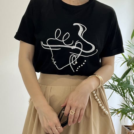 アートレディTシャツ