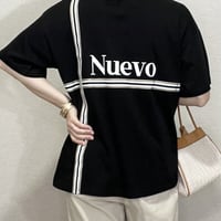 テープラインバックロゴTシャツ