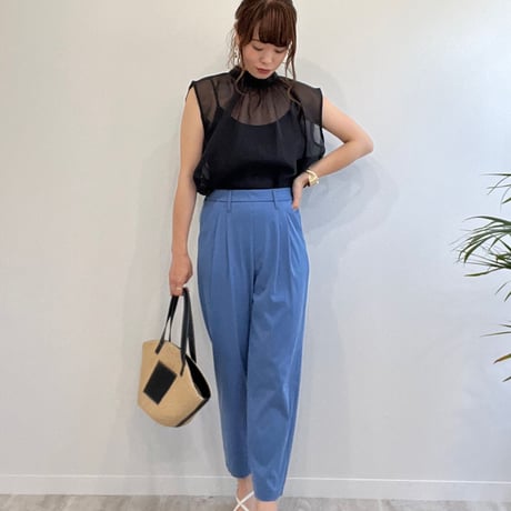 ハイネックシアーノースリーブブラウス
