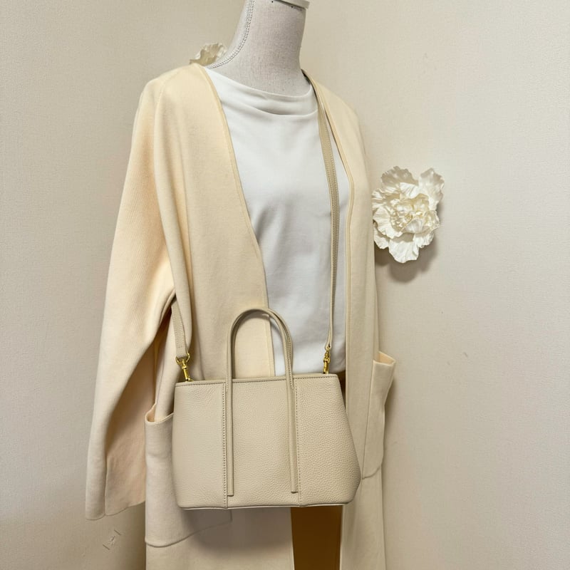 牛革ミニショルダーバッグ | Sincerite fleur❁⃘*.ﾟ 