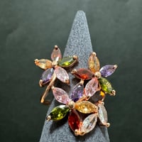 3つの フラワー リング