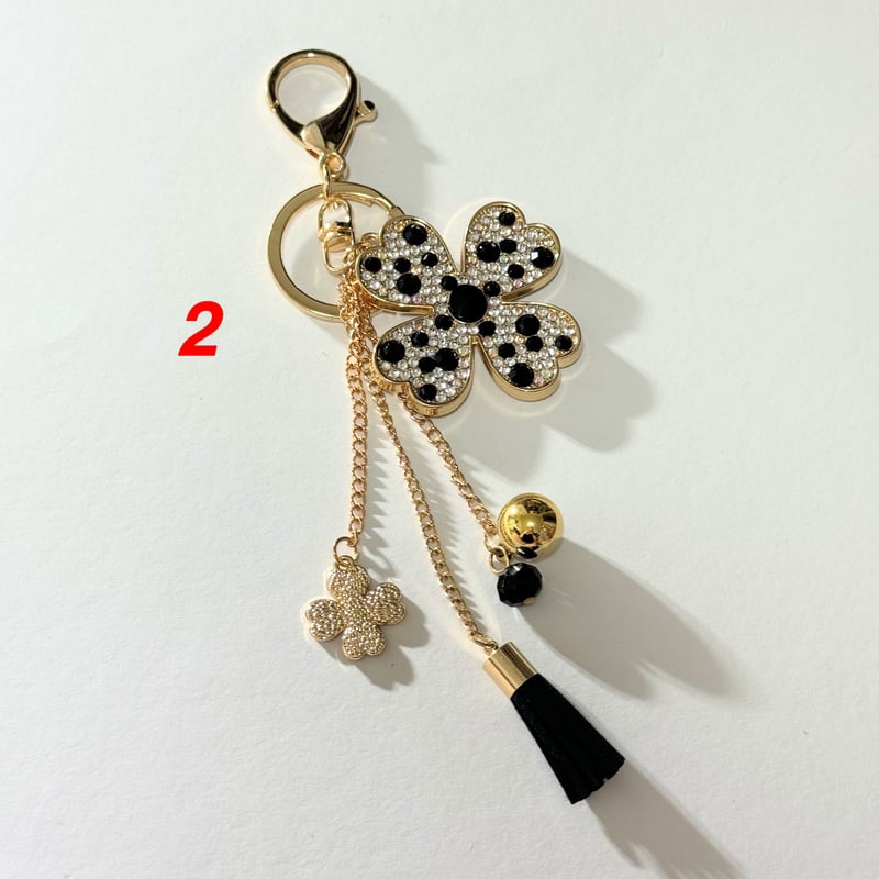 ❤️chyam❤️様 リクエスト 10点 まとめ商品 キラキラ バッグチャーム ￥3980 | Sincerite fleur❁⃘*.ﾟ