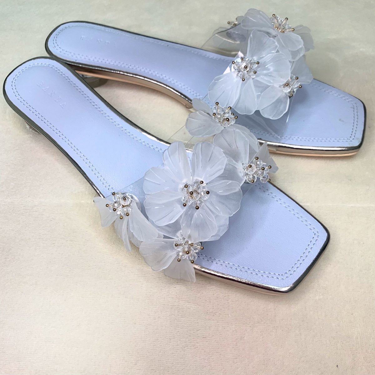限定1点！RANDA クリア フラワー サンダル Lサイズ ブルー | Fleur Jewel