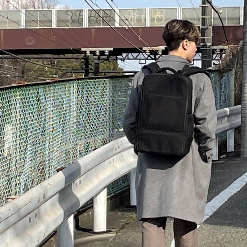 ぴ*く様 piùno(piuno、ピューノ) / UNSTRA X / ブラック 6.gif?v=1759144535520