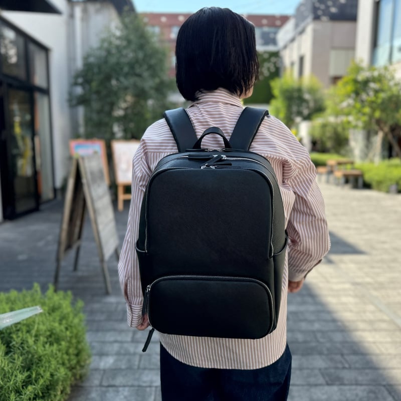 piuno 保冷機能付き2階建てリュック通勤 通学 A4 マザーズバッグ美品