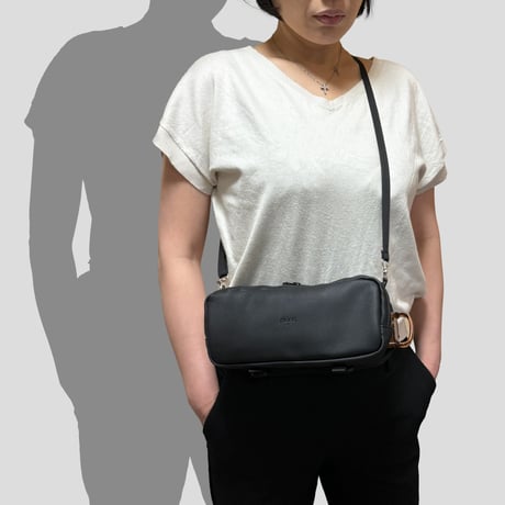 BOTTIN ボトルインポーチバッグ