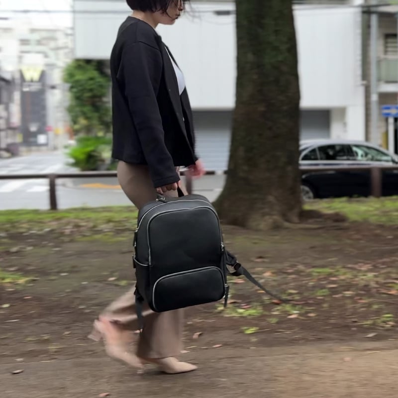 FLOORSACK 保冷機能付き2階建てリュック | piuno