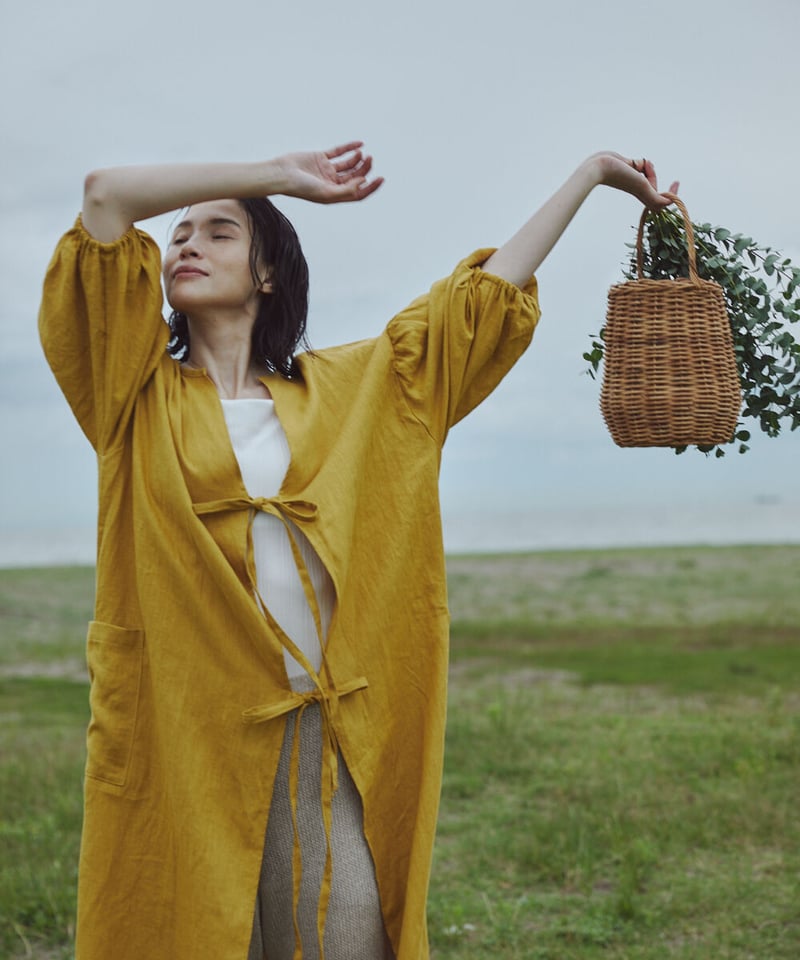 作家さん　割烹着ワンピース　フレンチリネンワンピース　羽織りワンピース　リネン フレンチリネン割烹着 【mustard】 | epow