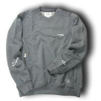 CRIMIE / クライミー　ポケット スウェット SMALL LOGO CREW NECK SWEAT トレーナー プルオーバー ジップポケット クルーネック ロゴ グラフィック チャコール グレー