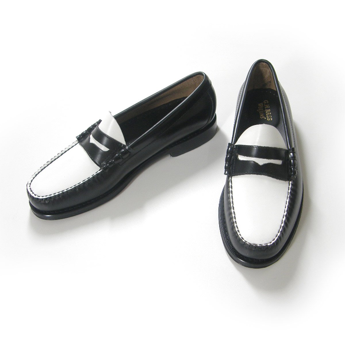 極美品 ghbass&co ペニーローファー　白黒　モノトーン　24.5 G.H.BASS ／ ジーエイチバス LARSON MOC PENNY ペニーローファー WE