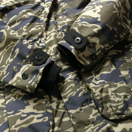 +phenix × WINDSTOPPER プロダクト by GORE-TEX LABS ／ プラスフェニックス × ウィンドストッパー ゴアテックス　防水 防風 ダウン コート ｜秋冬　371064