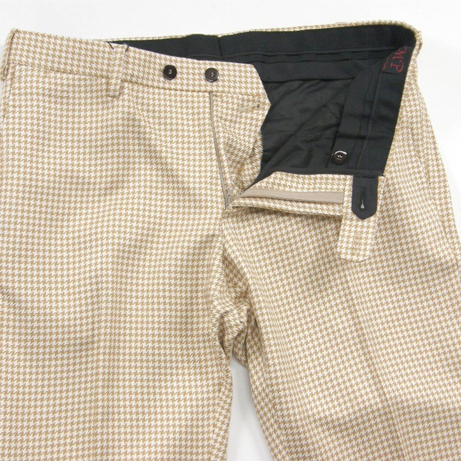 658cd90f02ecc303cad6696f