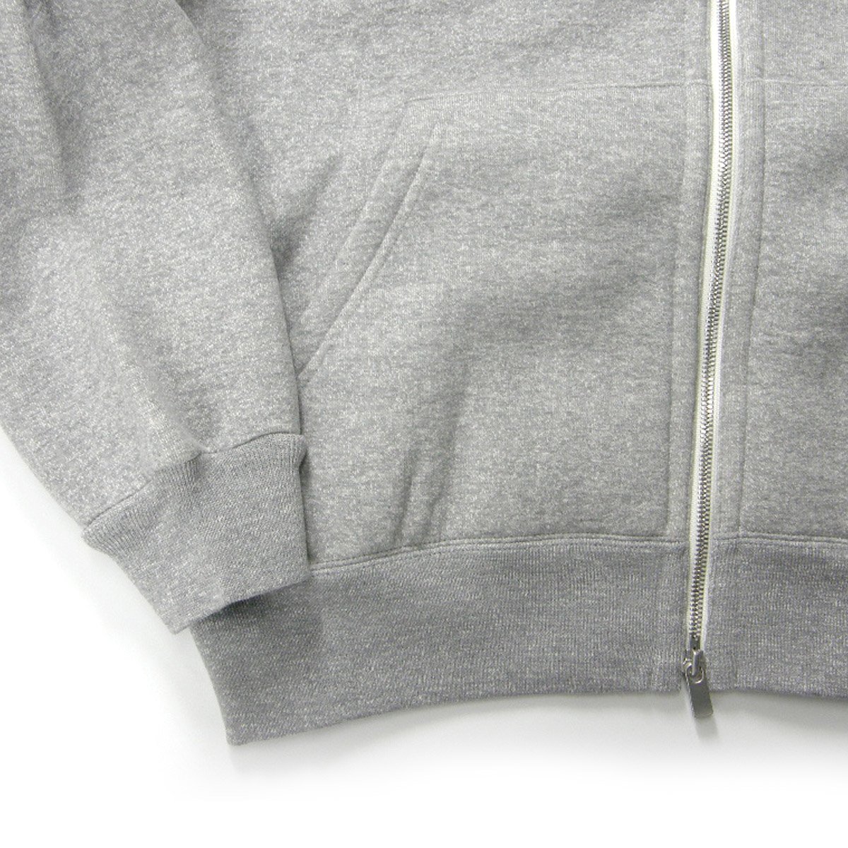 A LOVE MOVEMENT × Firsthand ／ アラブムーブメント