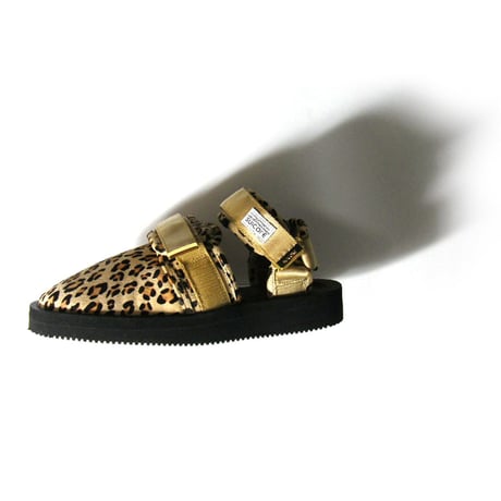suicoke | STORES