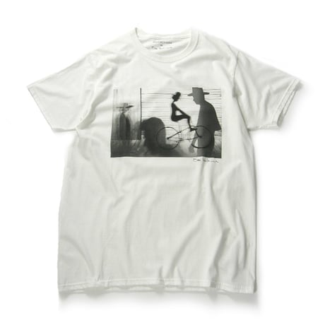 COUTURE D'ADAM × Sam Haskins ／ クチュールドアダム × サム・ハスキンス　Tシャツ ｜ オールシーズン　（No.360580）