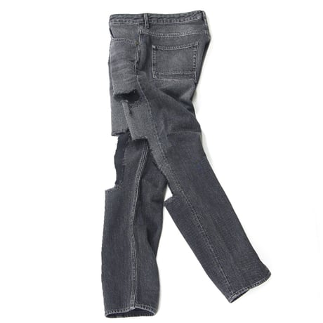 GOLDEN GOOSE DELUXE BRAND ／ ゴールデングース　デニムパンツ イタリア製 クラッシュデニム ダメージ加工 ジーンズ ジーパン ブラックデニム ｜ オールシーズン