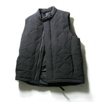 N.HOOLYWOOD × BEAUTY&YOUTH UNITED ARROWS × PRIMALOFT ／ エヌハリウッド × プリマロフト　キルティング ベスト 日本製 チャコール ｜ 秋冬