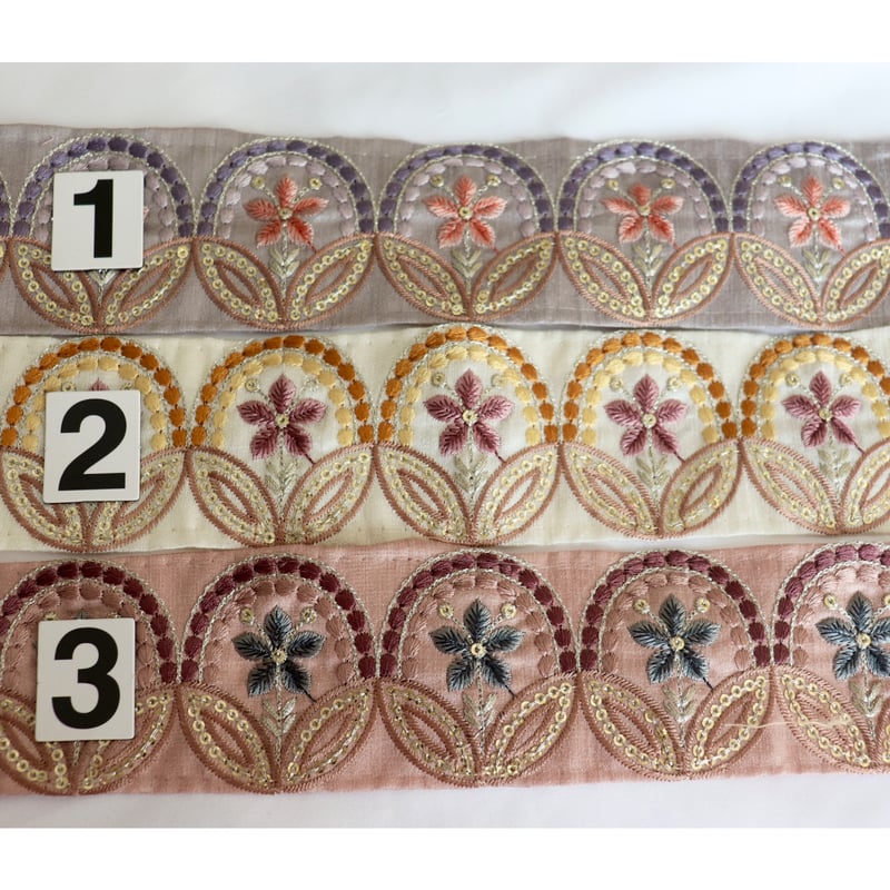 インド刺繍リボン　（342.343.344）合計16m、202-206各2m インド刺繍リボン 2M×2色セット インド刺繍リボン （342.343.344）合計