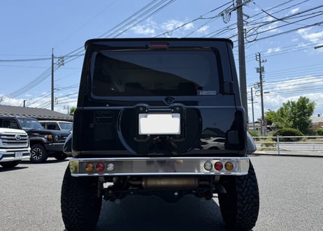 【JIMNY/SIERRA/NOMADE】ナンバー取付マウント（背面タイヤレス用）