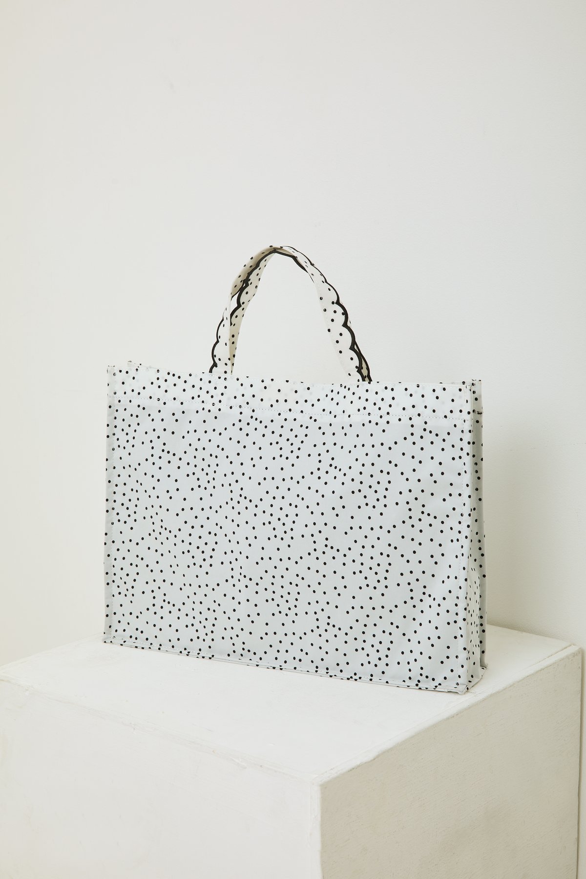 Fleur tote（medium） Dot White x Black | elu