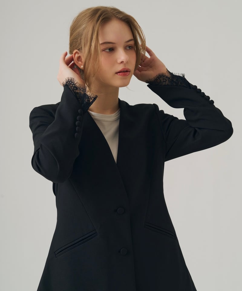 Victoria V collar Jacket Black | elu