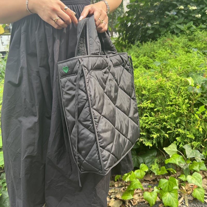 Reversi -Jacquad & quilting Bag- Black | elu Reversi -Jacquad & quilting Bag- Black | elu