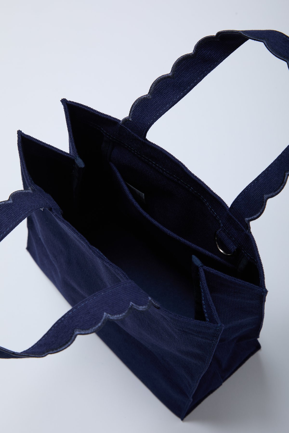 elu.Fleur tote（square）Corduroy Fleur tote （square small）Corduroy navy × navy