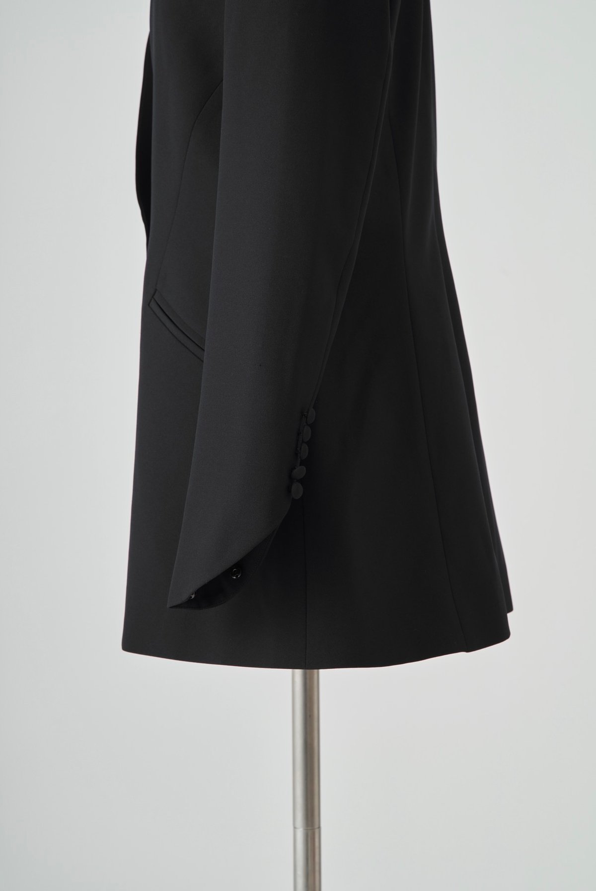 Victoria V collar Jacket Black | elu