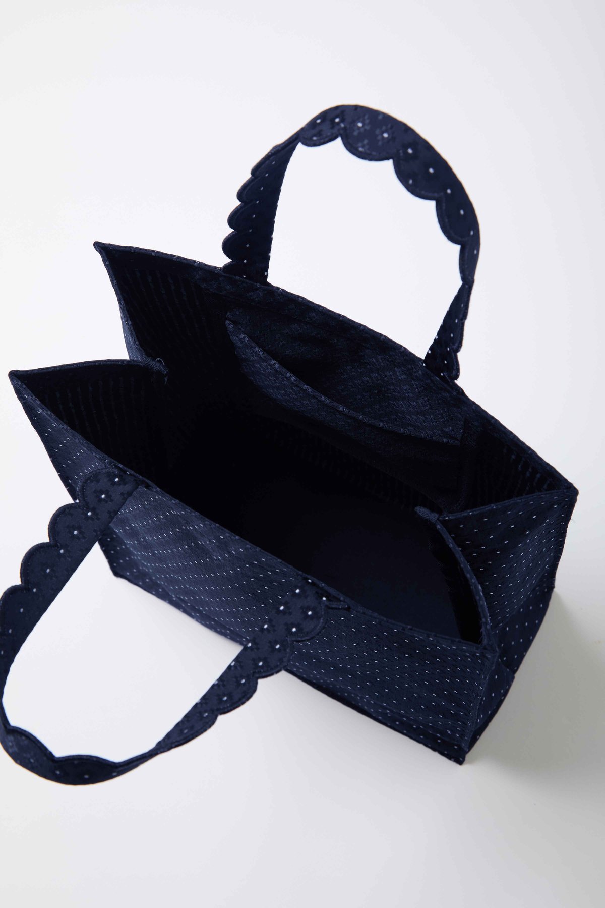 【新品】elu. エル フルールトート Flower dot スモール ネイビー Fleur tote （square small） Flower dot Navy | elu