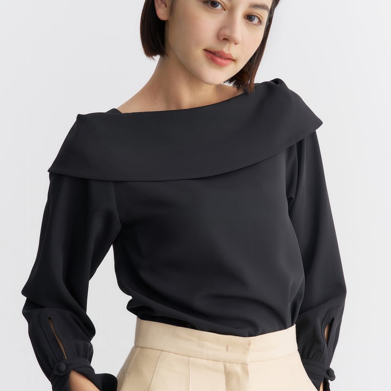 Aurora blouse Black | elu Aurora blouse Black | elu