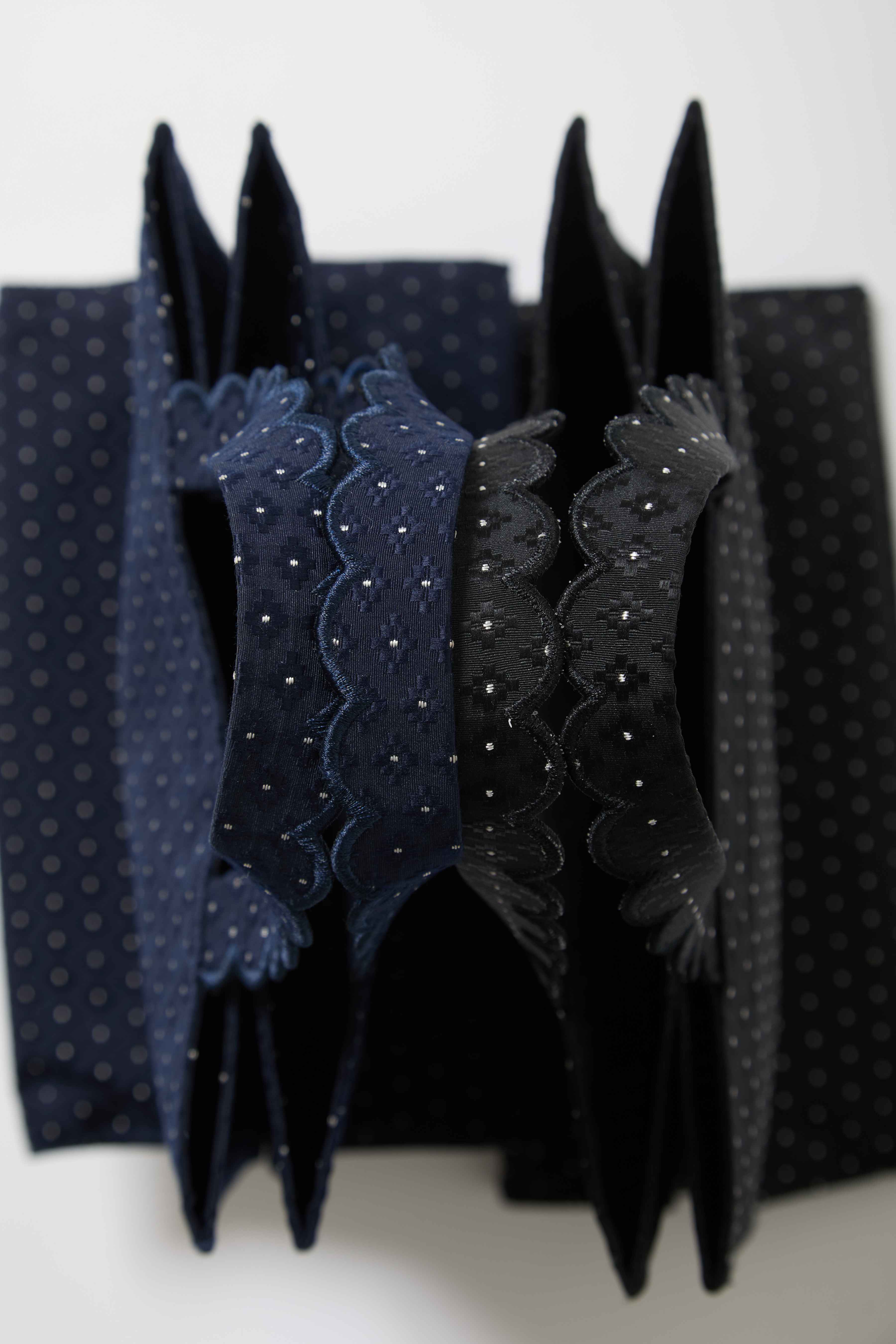 受注】Fleur tote （square small） Flower dot Black