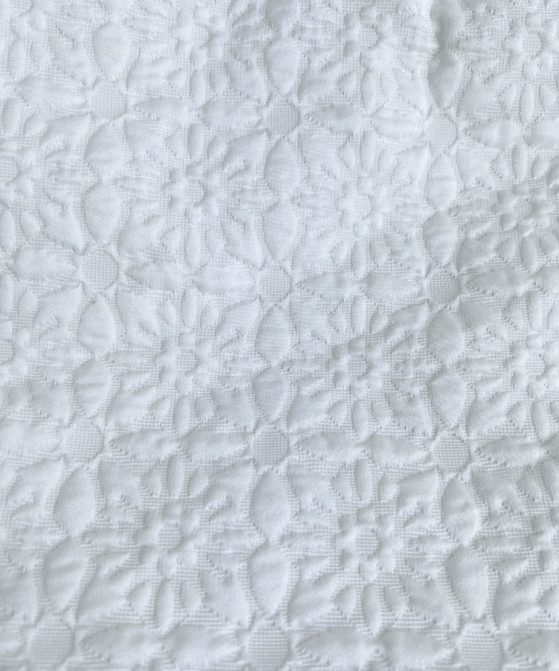 バッグ Reversi -Jacquad & quilting Bag- White Reversi Bag Big-Jacquad & quilting Bag- White |