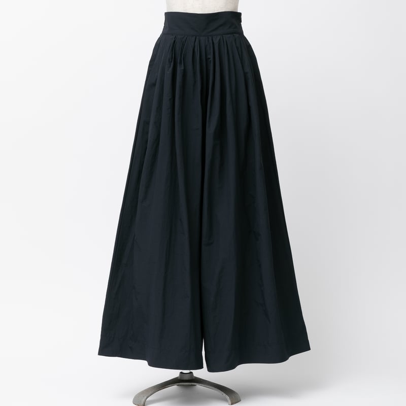 Suzan tack & gather skirt shape wide pants -nav