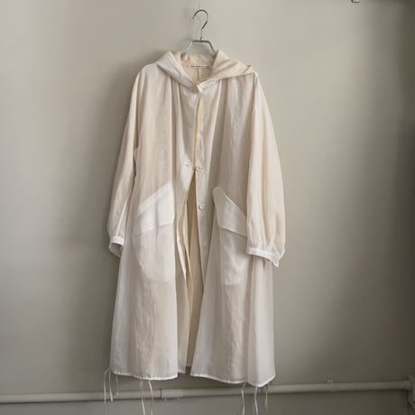 TENNE HANDCRAFTED MODERN　ORGANZA HOOD COAT　BEIGE× WHITE