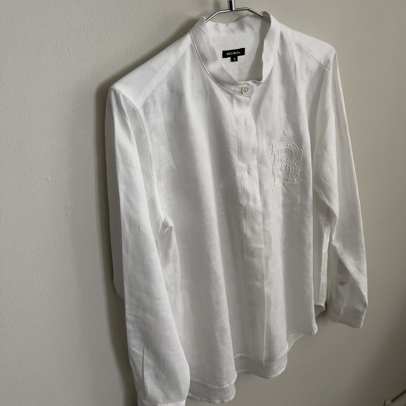 R＆D オールドマンズテーラーリネン刺繍スタンドカラーシャツ ホワイト 